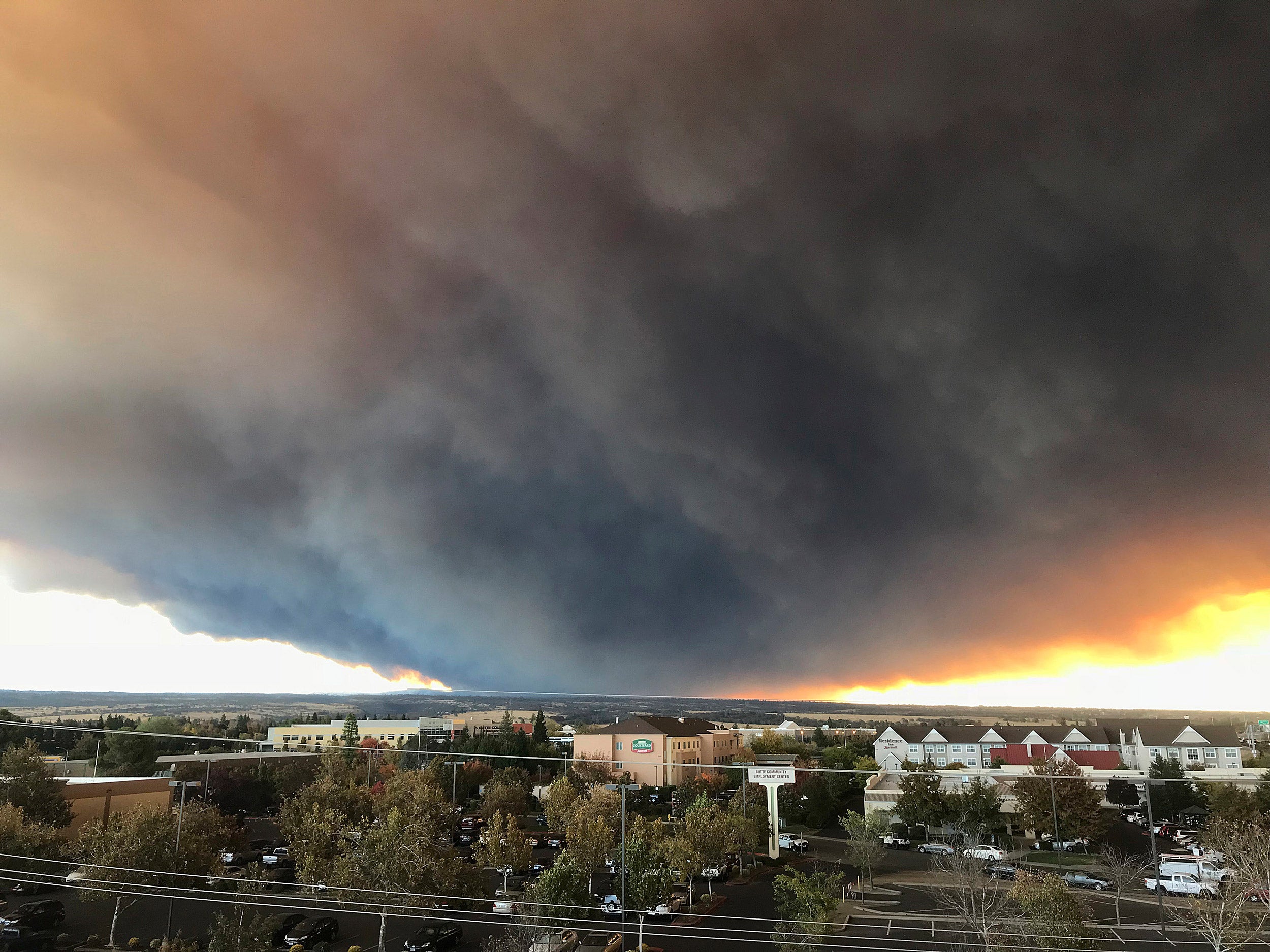 Massive plume from the Camp Fire wafts over the Sacramento Valley.
