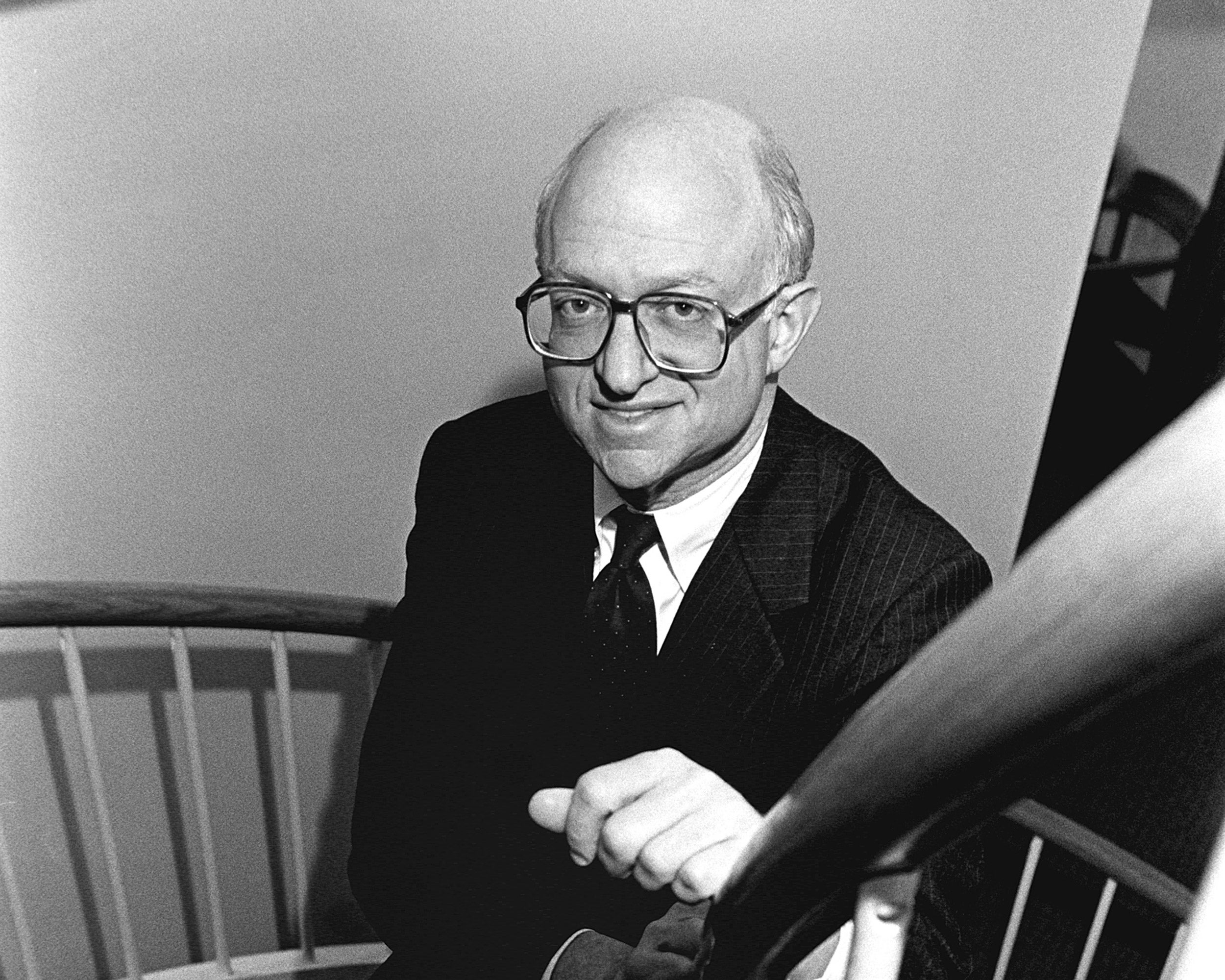 Faculty portrait of Martin Feldstein