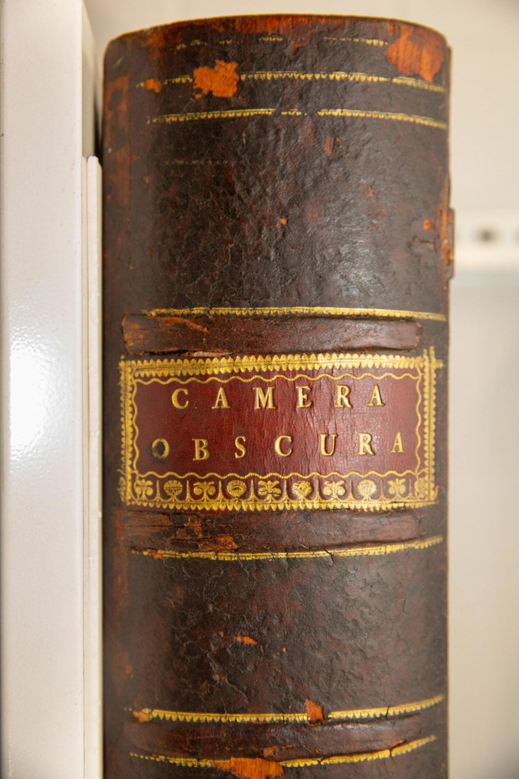 Benjamin Franklin selected this huge book-shaped camera obscura for Harvard College in 1765.