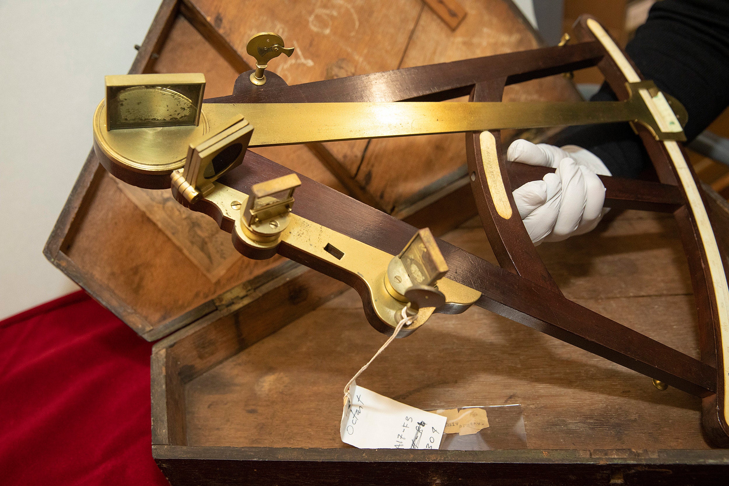 This mahogany octant with an ivory scale and its original keystone case was made by John Bleuler, London, (circa 1775-1790)