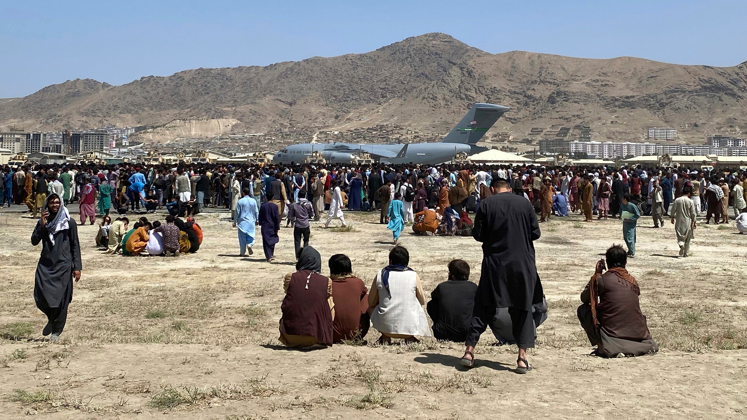 Crowd outside Kabul airport.