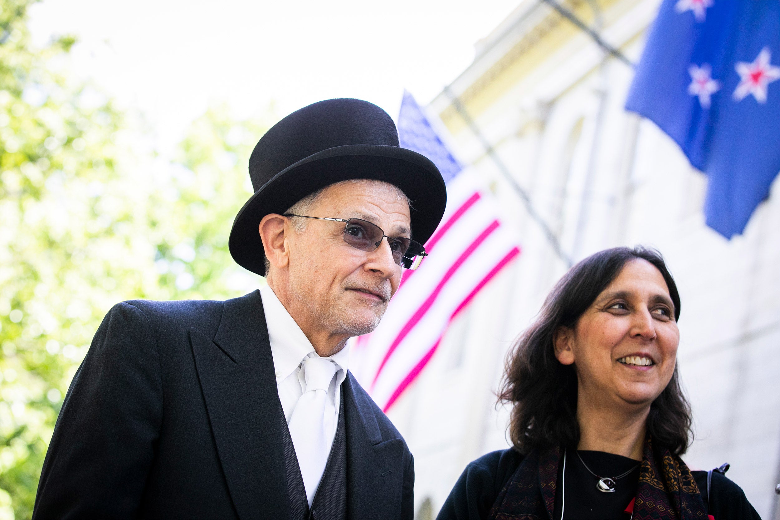 Jim Courtemanche AB '82, SM '86 (left) and Kamala Soparkar AB '87 are pictured during the ceremony.