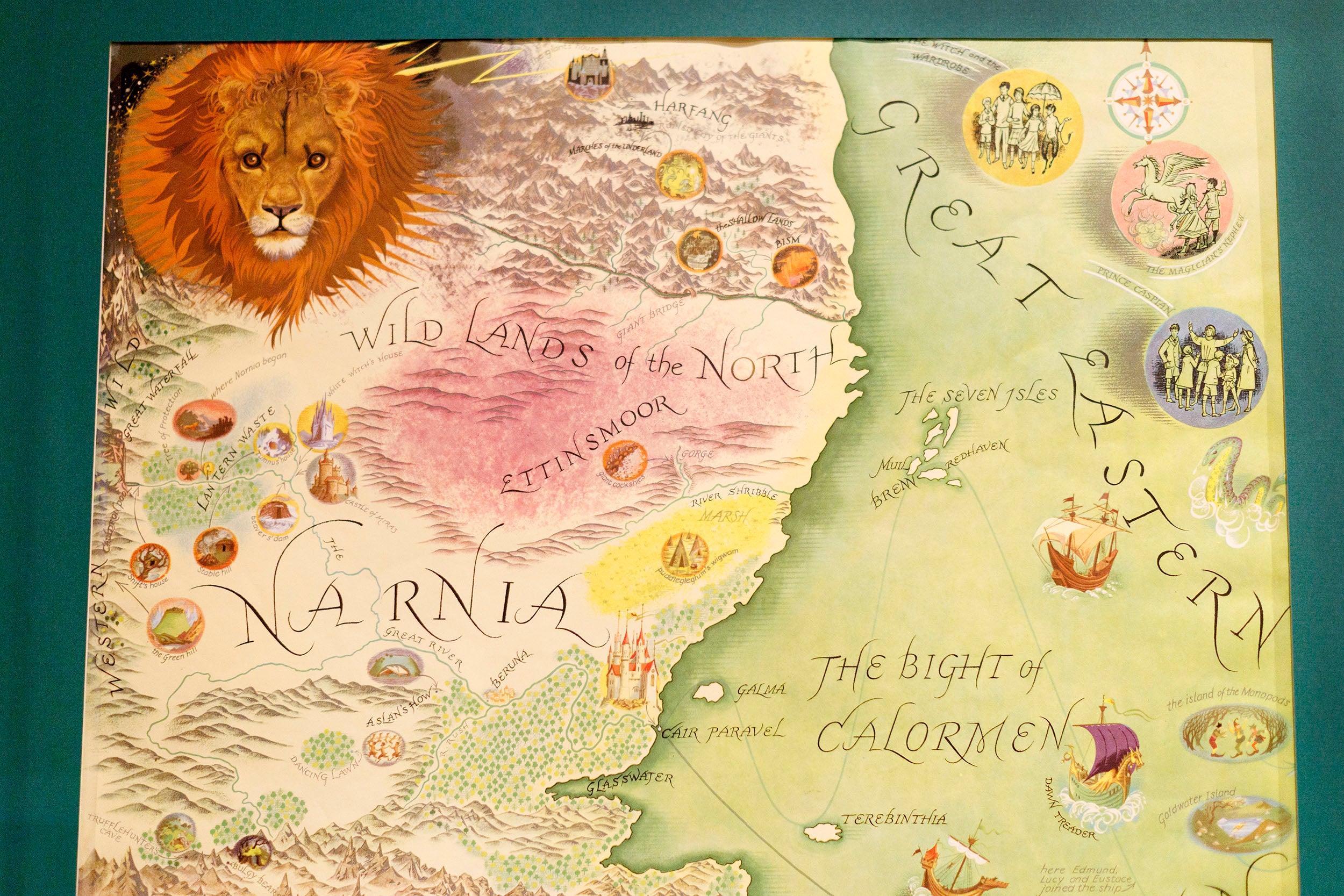 Narnia ve Çevre Ülkelerin Haritası.