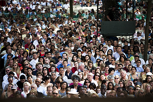 Sea of listeners