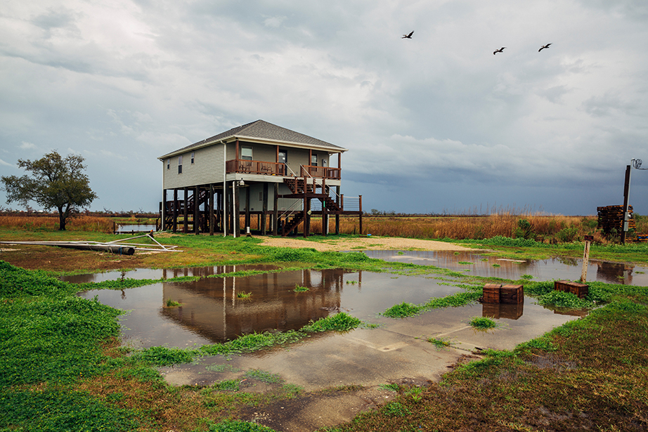 Elevated home, Hopedale, La. Photos by Aníbal Martel