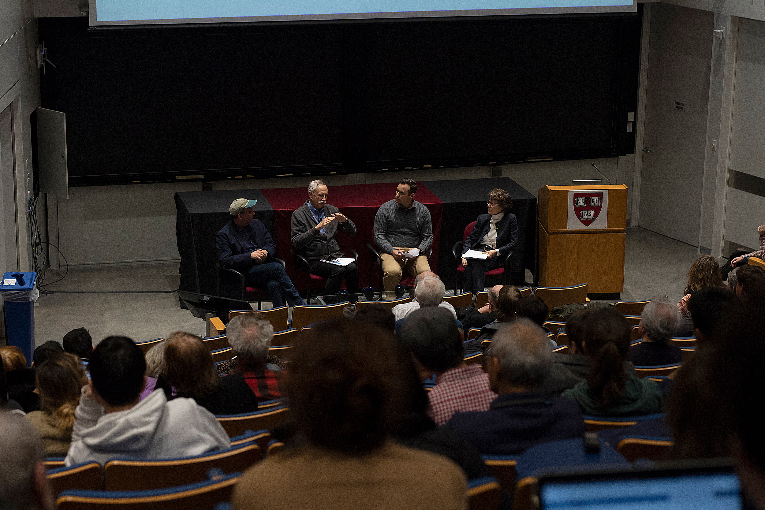 From left to right, Paul Greenberg, Professor Walter Willett, Professor Christopher Golden, and Professor Susan Korrick.
