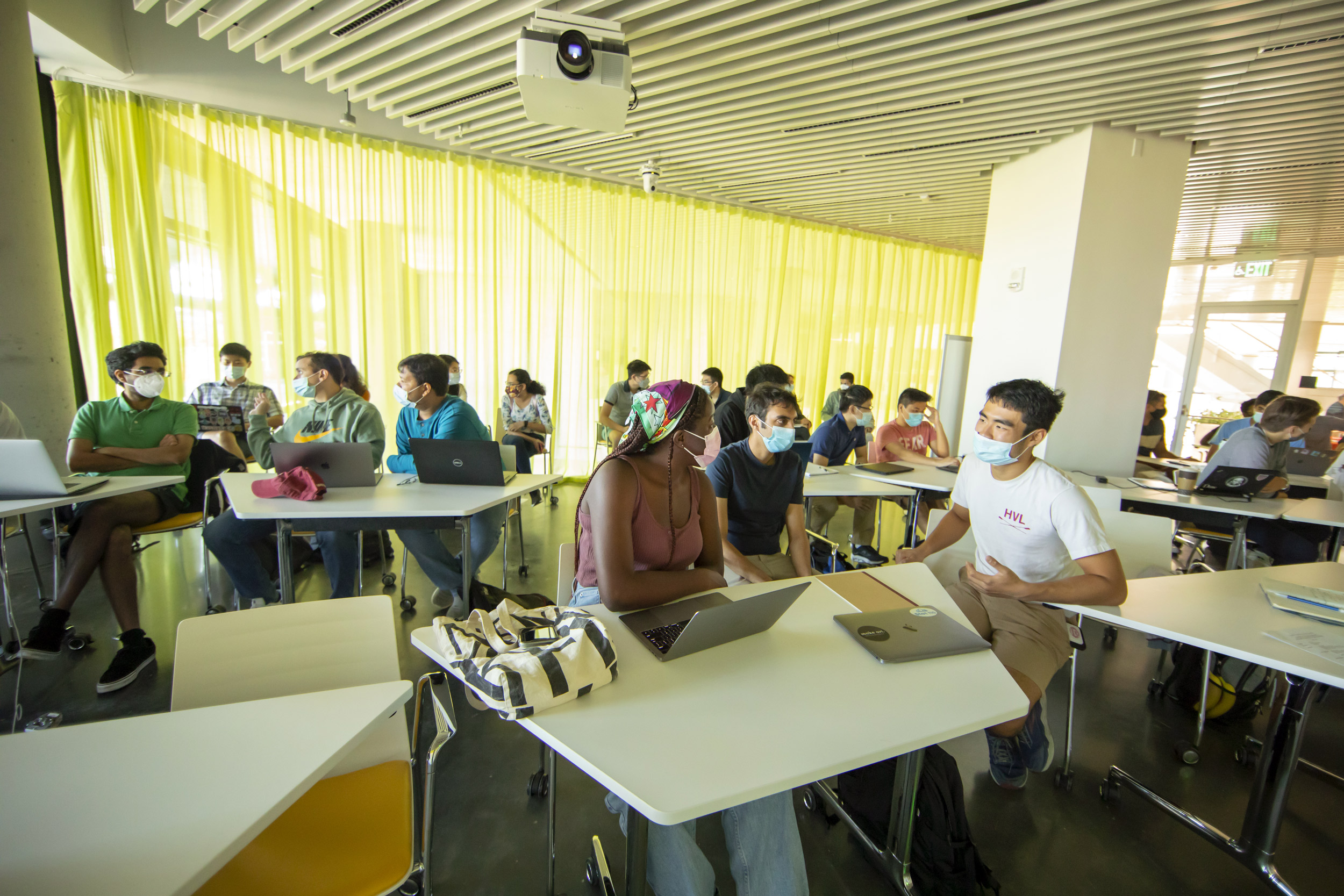 Students in Yaron Singer's "Adaptive Methods in Machine Learning" at the new Science and Engineering Complex.