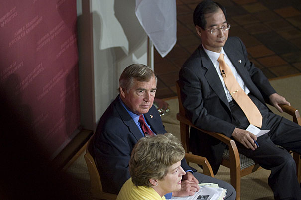 In a rare double ambassadorial appearance to Harvard, Kathleen Stephens (left) of the United States and Han Duck-soo (far right) of South Korea reflect on the U.S.-South Korea alliance, and what might put it at risk. The event was moderated by Graham Allison (center).