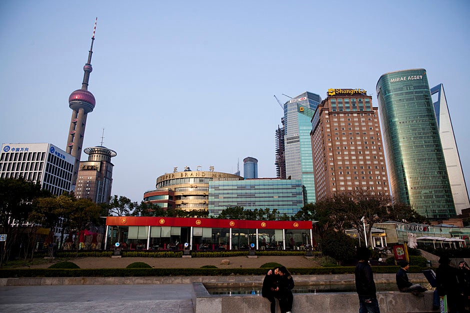 A view of the Pudong skyline and the HSBC building that houses the Harvard Center Shanghai.  
Stephanie Mitchell/Harvard Staff Photographer