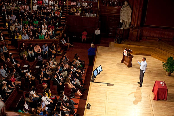 Bill Gates came to Harvard armed with a burning question: “Are the brightest minds working on the most important problems?” In his own college days, said Gates, few people were aware of, for instance, food and health problems on a global scale. Nor were they aware that their careers could be steered toward doing good. Gates spoke at Sanders Theatre as part of his three-day, five-campus tour.