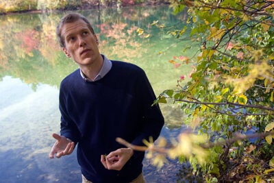 Charles Davis, assistant professor of organismic and evolutionary biology, says that for too long evolutionary biologists have sat on the sidelines as ecologists and other biologists have examined climate change for its impact on the Earth’s living things. 