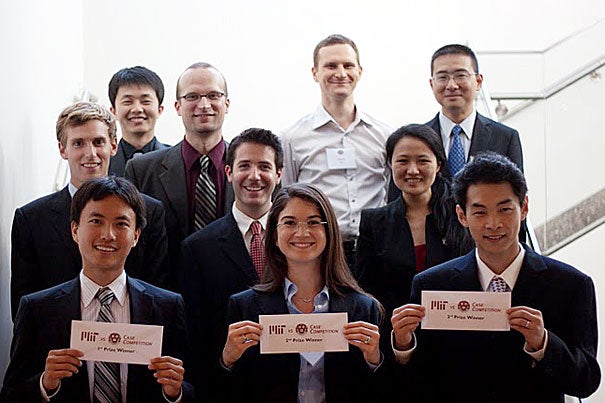 Winners from the third annual MIT vs. Harvard Case Competition. This multi-day event, jointly organized by the Harvard Graduate Consulting Club and the Consulting Club at MIT, is open to all graduate students and postdocs and provides an opportunity for participants to demonstrate and share their consulting strategies and network with industry professionals. 