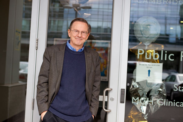 Nobel Prize winner Jack Szostak’s research focuses on understanding primitive cells, how they might have been created, and how they might have behaved and divided.
Rose Lincoln/Harvard Staff Photographer