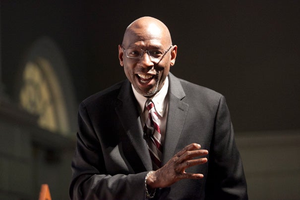  “The country is in real peril,” cautioned Geoffrey Canada, Ed.M. '75. “It’s not about a few kids anymore.” Canada was at the Harvard Graduate School of Education to receive its Medal for Educational Impact, the School’s highest honor, which recognizes those who demonstrate an outstanding contribution to the field of education.