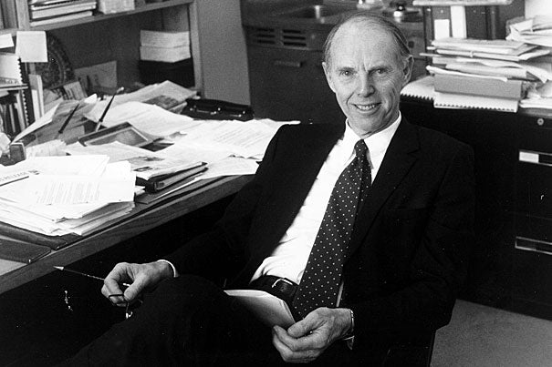 Professor Roger D. Fisher in his Harvard Law School (HLS) office. Fisher was a professor at HLS for more than four decades. A pioneer in the field of international law and negotiation, he was the co-founder of the Harvard Negotiation Project. 