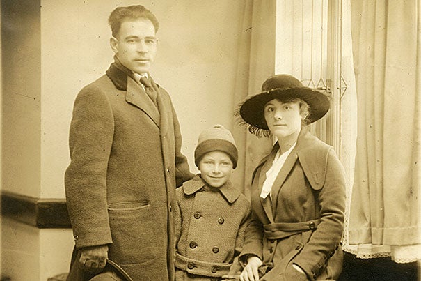 This photograph of Sacco’s “little family” — a phrase coined by the public — was a stock image that appeared in many local and international newspapers. It was also used as publicity by loyal supporters of the anarchist, socialist, and labor movements, appearing in broadsides and posters advertising protest meetings and rallies to be held in the U.S. and abroad. 