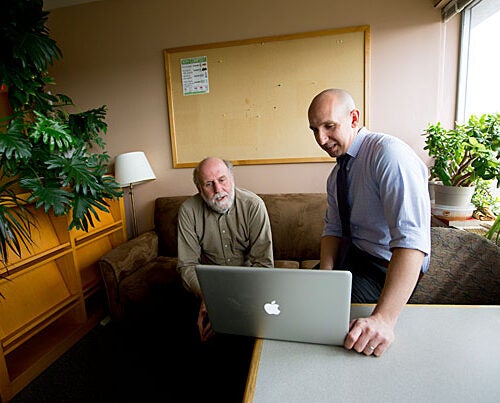 Ironically, while online classes have exploded in popularity in the past few years, there remains “shockingly little” hard scientific data about how students learn in the virtual classroom, said  
Harvard Psychology Professor Daniel Schacter (left). Schacter and postdoctoral fellow Karl Szpunar's research on effective online learning will be published this week in the Proceedings of the National Academy of Sciences.


