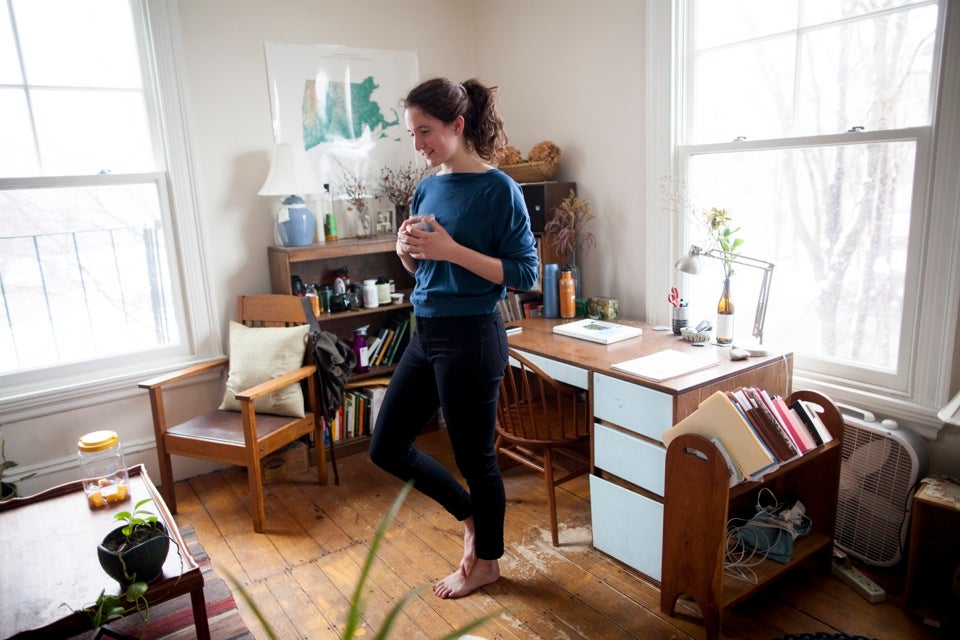 Zoe Tucker ’13 hails from Newton, Mass. The exceptionally large windows that get good southern light make her room distinctive. Plants, dried flowers, and elegant wall hangings lend a serene atmosphere. The visual and environmental studies concentrator keeps her room very tidy and invests a lot of energy beautifying her space.