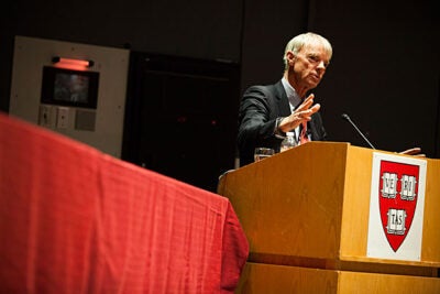 Nobel Prize-winning economist Michael Spence spoke at the Science Center on Tuesday before a crowd of several hundred. The lecture, sponsored by the Harvard University Center for the Environment and the Harvard China Project, was first in a series on energy, climate, and development in China over the next 20 years.