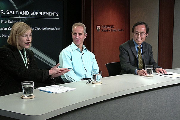 "Many consumers have no idea how much sugar and salt is in their food," said Professor JoAnn Manson (from left), who believes the new food labels will pressure food manufacturers to address the issue. Joining Manson for the HSPH forum discussion “Sugar, Salt, and Supplements: Sorting the Science”  were Associate Professor Dariush Mozaffarian and Professor Frank Hu.