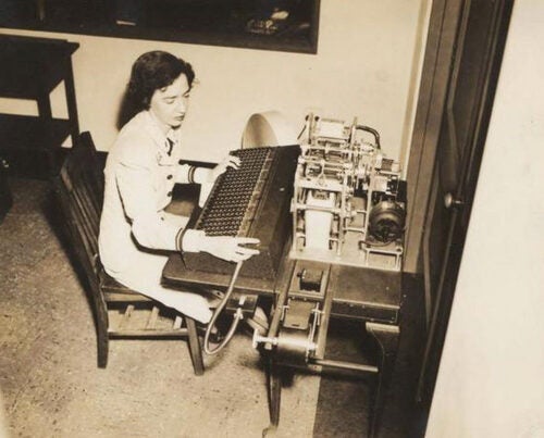 In 1944, Lt. Grace Hopper was ordered to report to Harvard University to work on the Mark I, the behemoth digital computer that had been conceived by Harvard's Howard Aiken in 1937. Standing next to a section of the Mark I are Cmdr. 