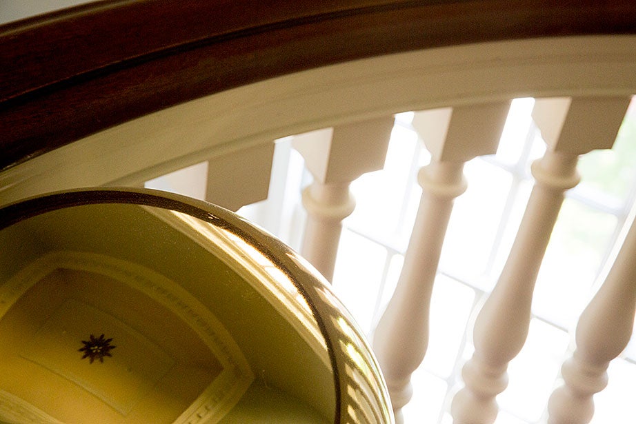 A trashcan at Memorial Church mirrors the ceiling. Rose Lincoln/Harvard Staff Photographer