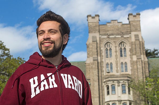 Harvard Divinity School student Nestor Pimienta, founder of Tutoring Tomorrow Today, has won a HDS community service award and was selected to be part of Harvard's Innovation Lab.