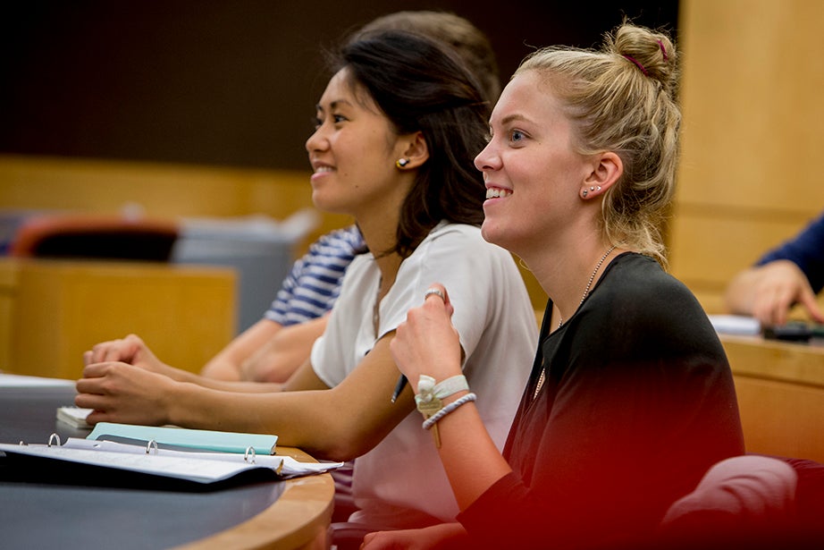 Jing Leung ’18 (left) and Regan Kology ’18 take “Series Expansions and Complex Analysis.” Rose Lincoln/Harvard Staff Photographer