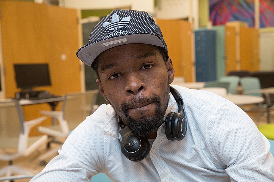 Y2Y shelter guest Dorell B. grew up in Roxbury, graduated from high school in Dorchester, and has attended two community colleges. A graffiti artist and performer of beat music, he is currently working for a ride service in a non-driving capacity.