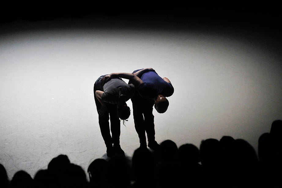 Jill Johnson and Christopher Roman take a bow. Jon Chase/Harvard Staff Photographer