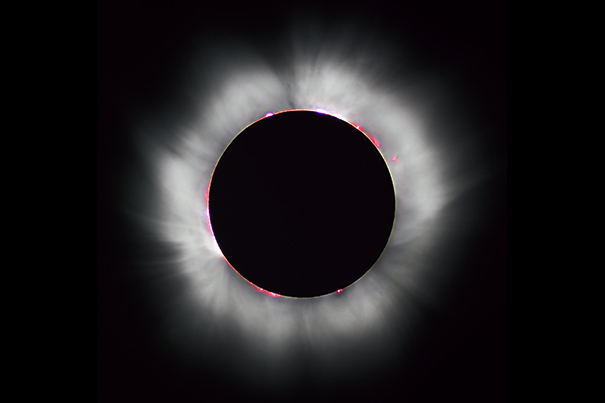 Harvard-Smithsonian app readies U.S. for 2017 eclipse — Harvard Gazette