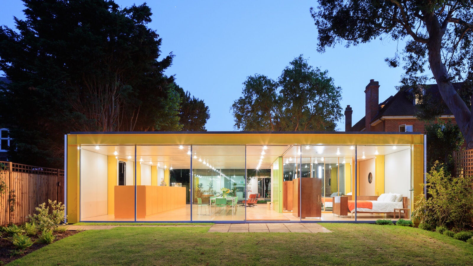 The modular home world-renowned British architect Richard Rogers designed for his parents in the 1960s now serves as an urban studies lab for the Harvard Graduate School of Design.
