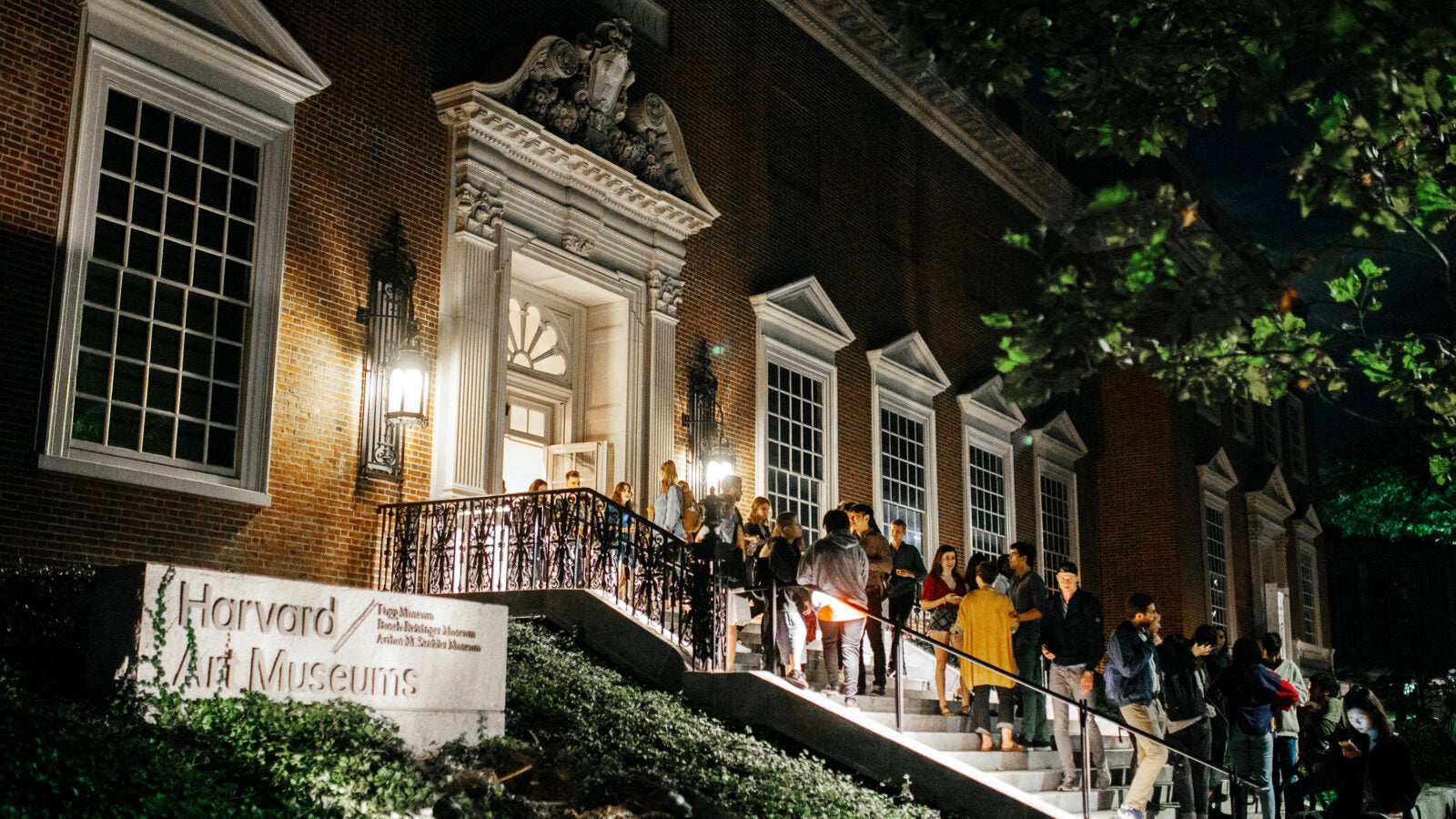 Harvard Art Museums' Student Late Night brought more than 1,200 attendees through its doors.