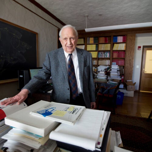 Roy J. Glauber ’46, who received the Nobel Prize in physics in 2005, passed away on Dec. 26, 2018.
