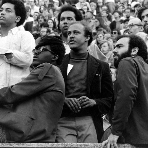 Students protesting.