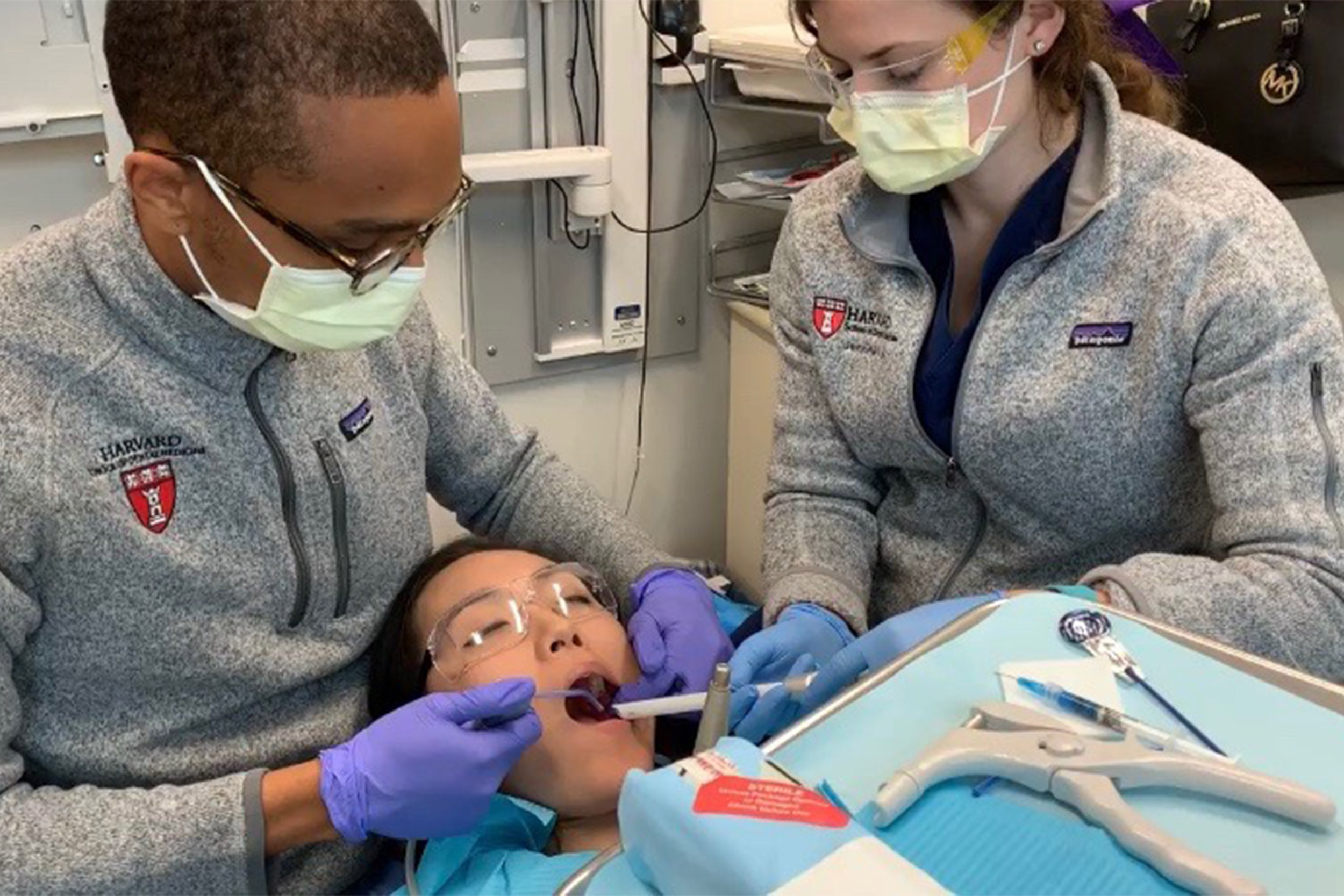 Harvard Dental graduate finds his purpose in serving others - Harvard Gazette