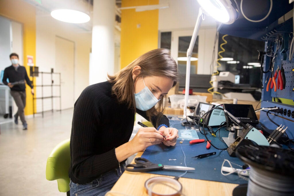 Eva Debette researches how to assess muscle strength with a new generation of sensors that are thin, robust, and ideally can be integrated easily into apparel.