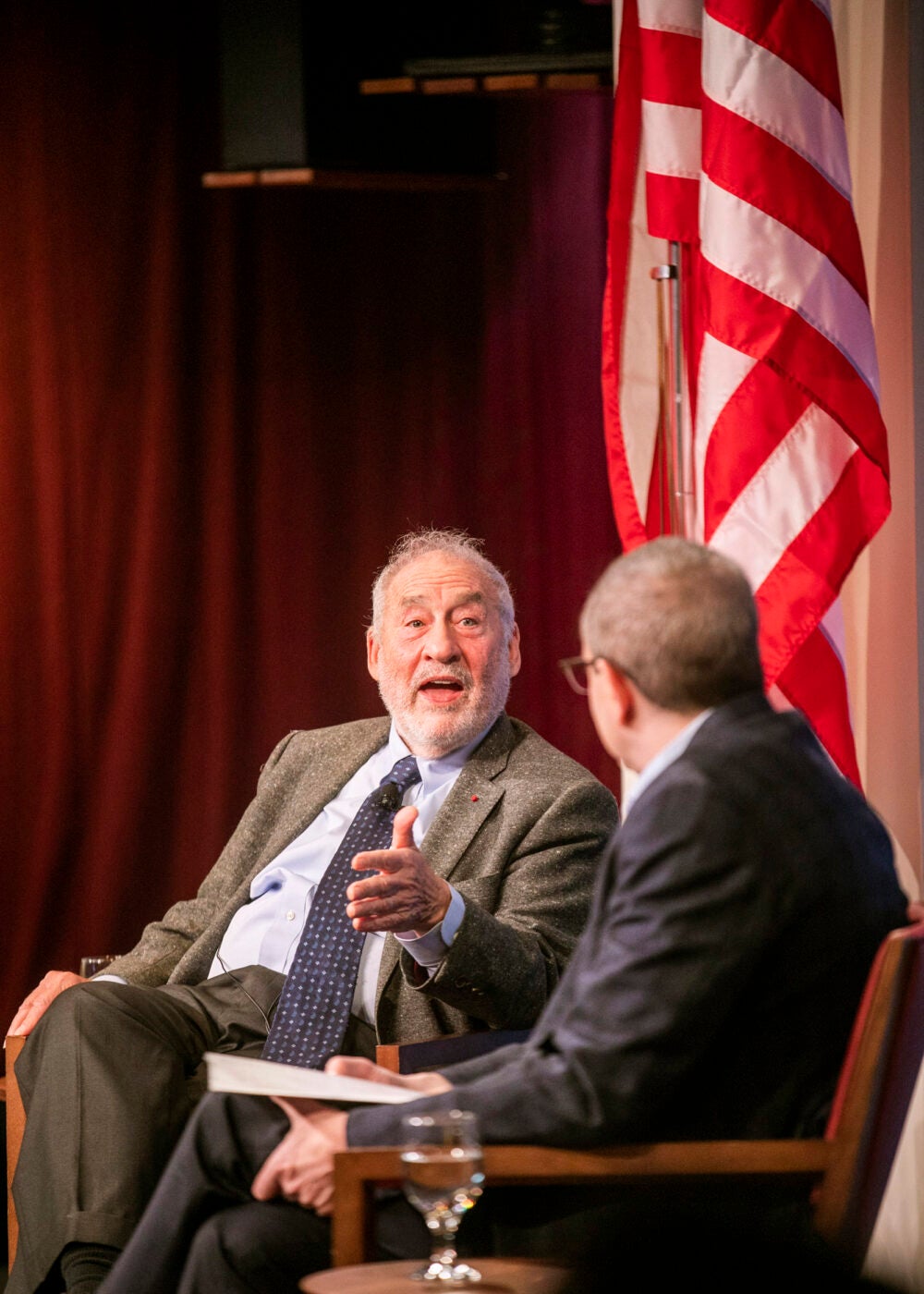 Nobel laureate economist Joseph Stiglitz, left, gives the 2022 Stone lecture on inequality with visiting HKS prof David Autor.