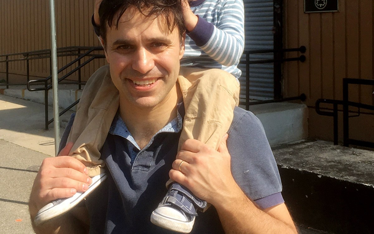 Keith Gessen ’98 with his son, Raffi.