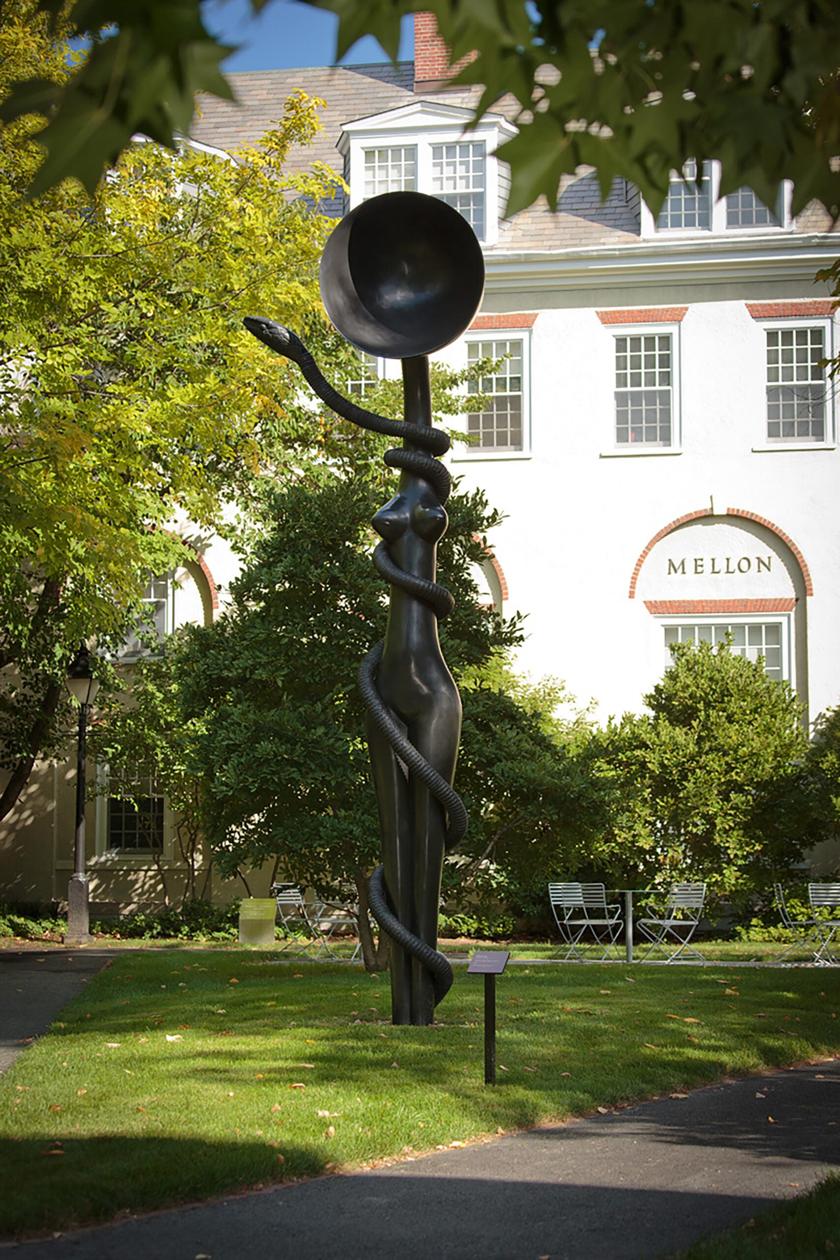 Simone Leigh, Sentinel (Mami Wata) sculpture