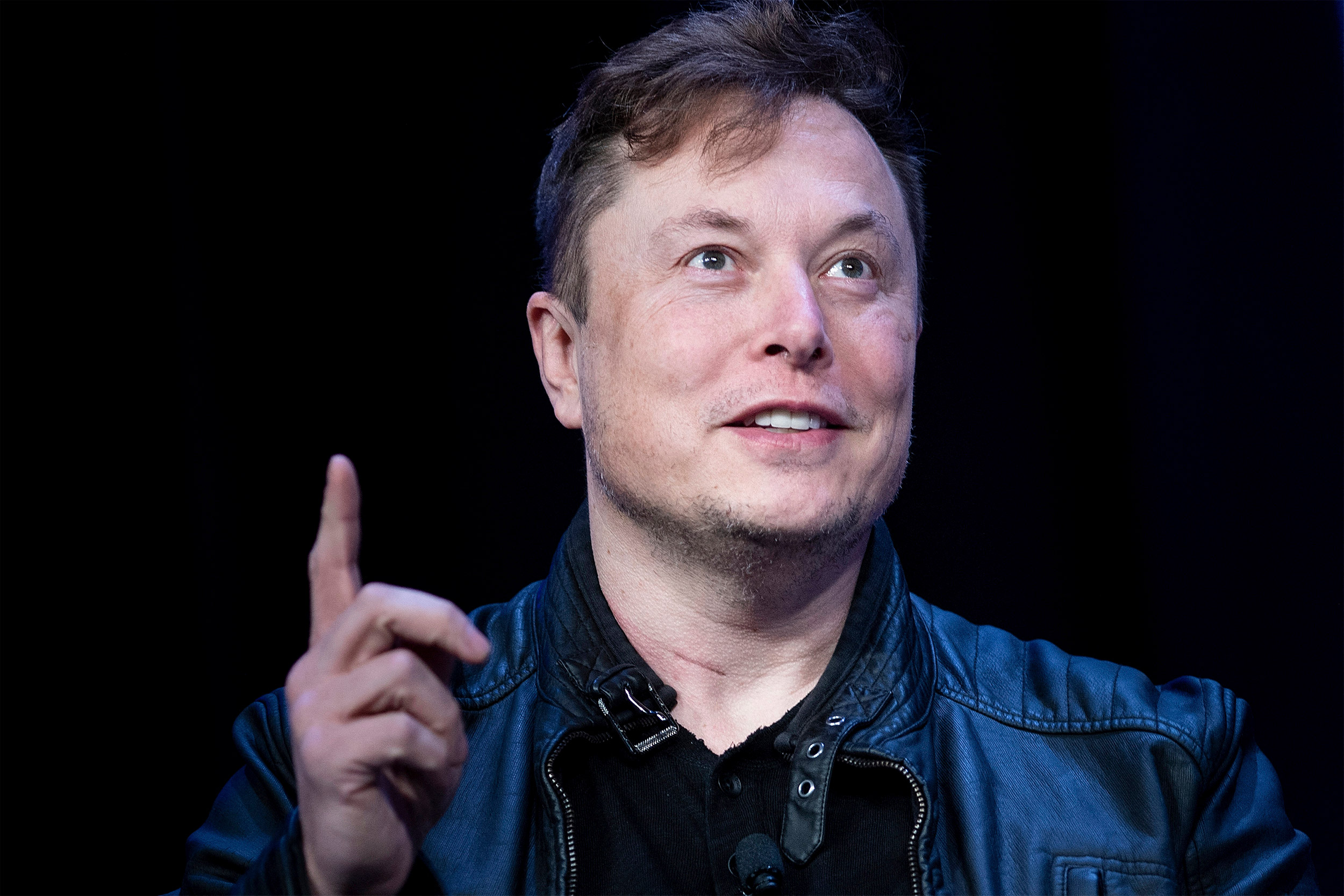 Ex-Twitter Engineer Worries How Elon Musk Will Treat User Data