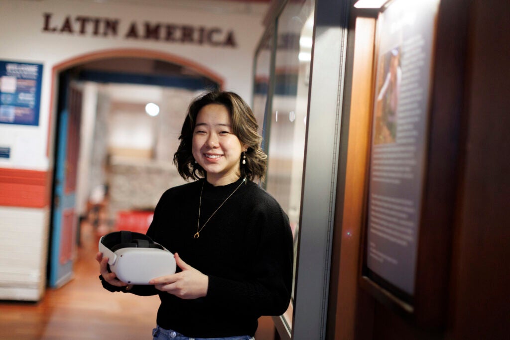 Cindy Tian ’23 (computer science and anthropology) made a virtual reality program that showed museum visitors how to knap a stone tool,
