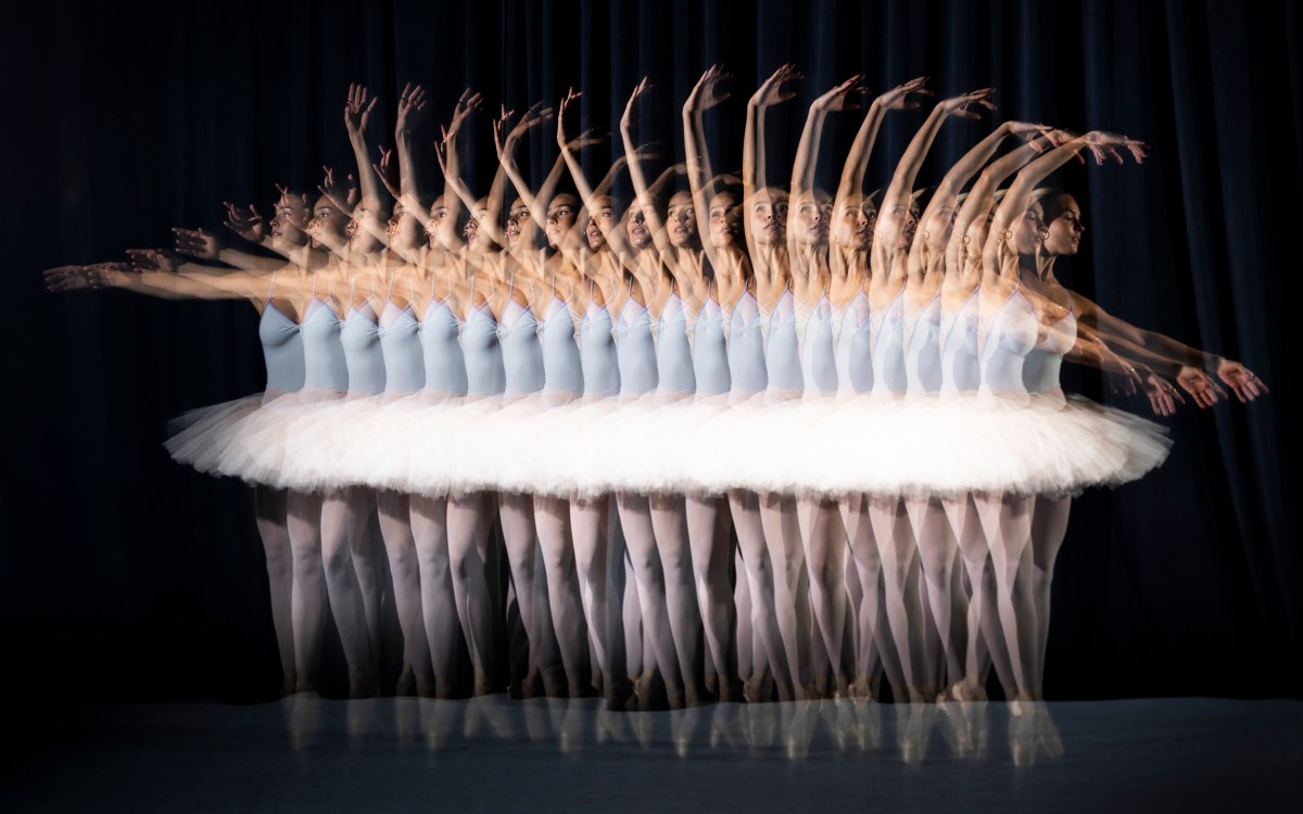 Sophia Barakett ’25 dances in Studio One of the Dance Center.