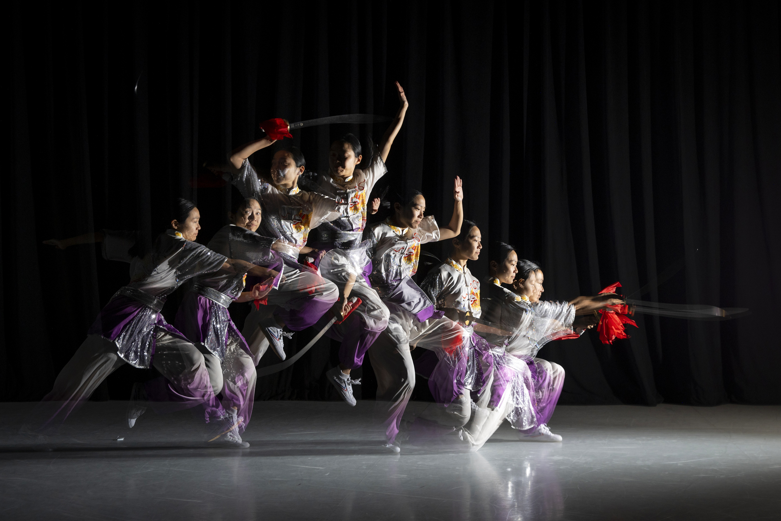 Jasmine Zhang ’25, President of the Harvard WuShu Club, uses a broadsword.