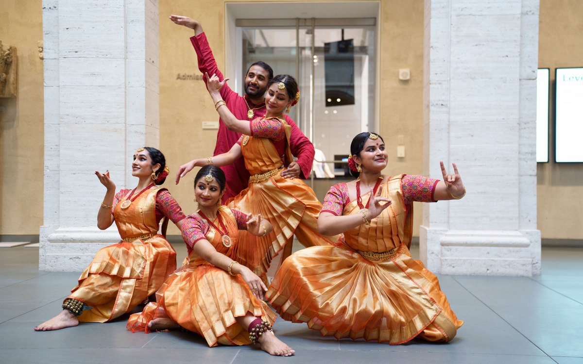 Shriya Srinivasan with Anubhava Dance Company,