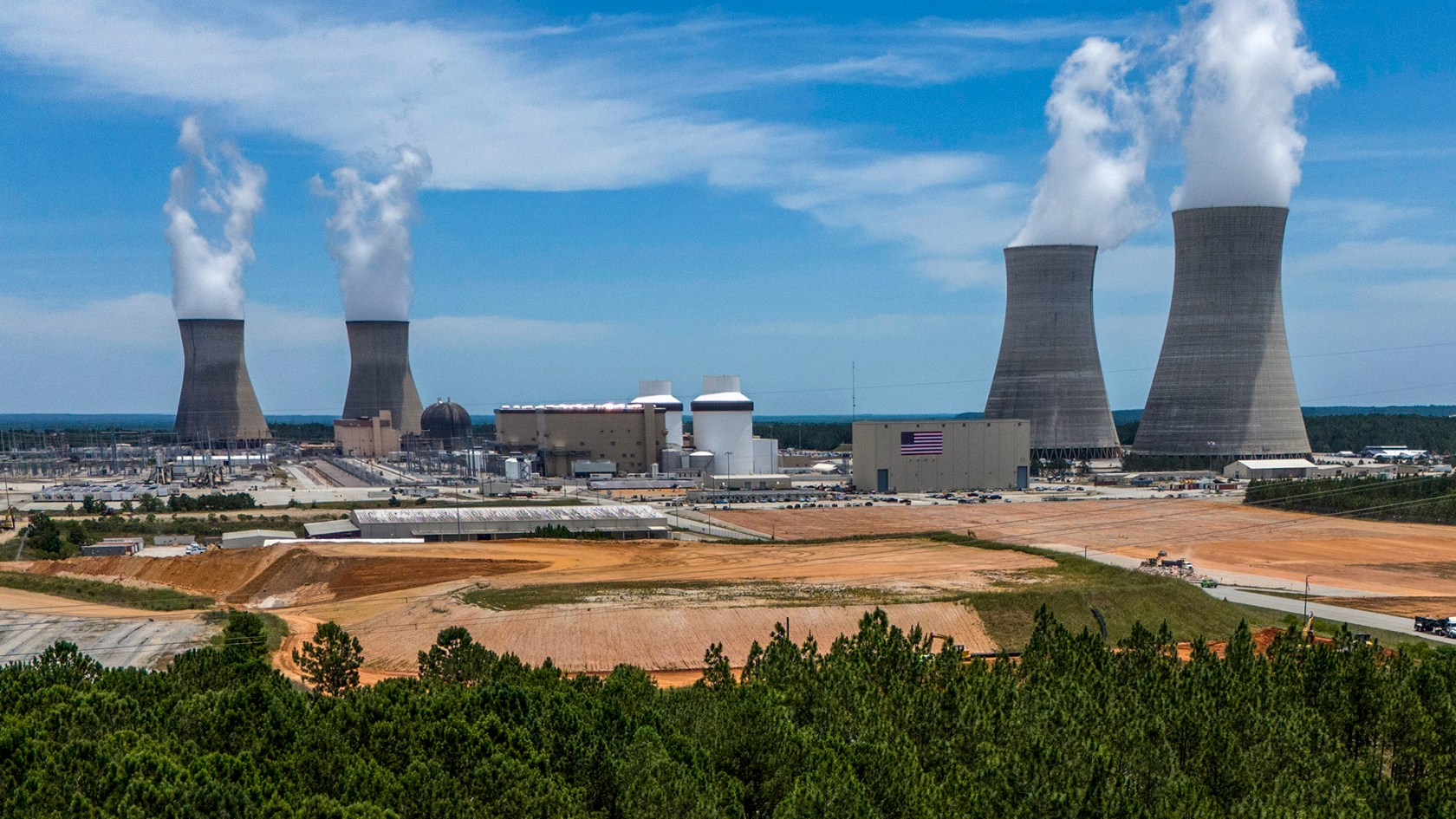 Four nuclear reactors and cooling towers  in Waynesboro, Ga. 