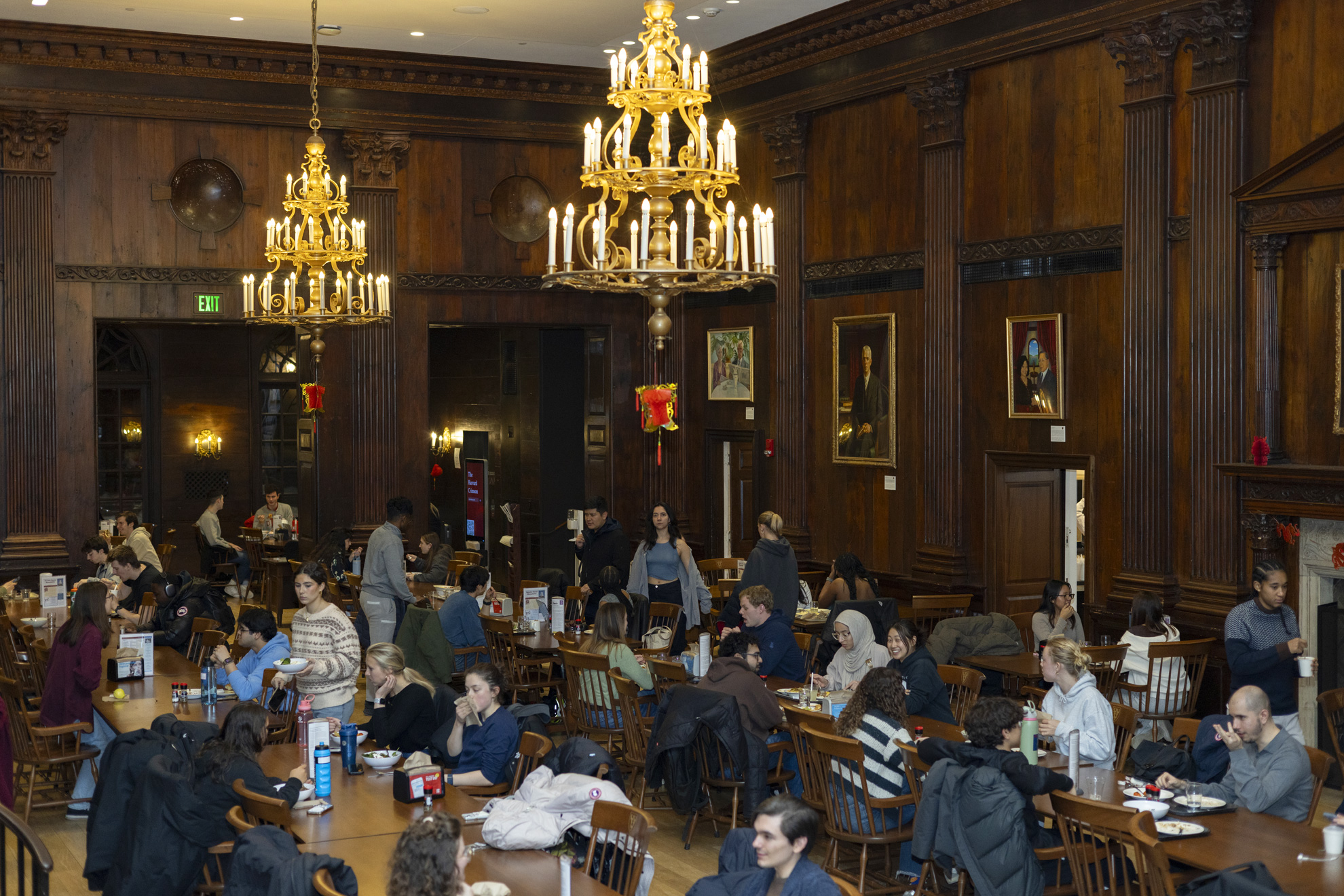 Students dine at Dunster House at Harvard University during Dunster’s extended dining hours.