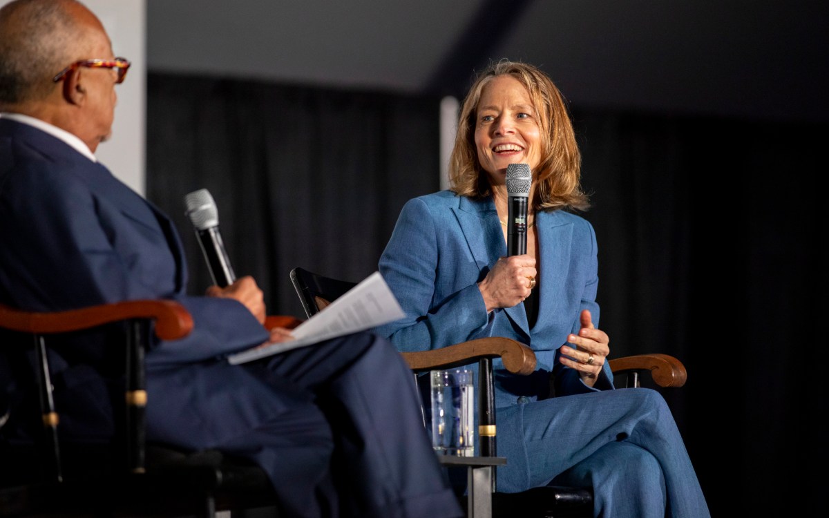 Jodie Foster talking to Henry Louis Gates Jr.