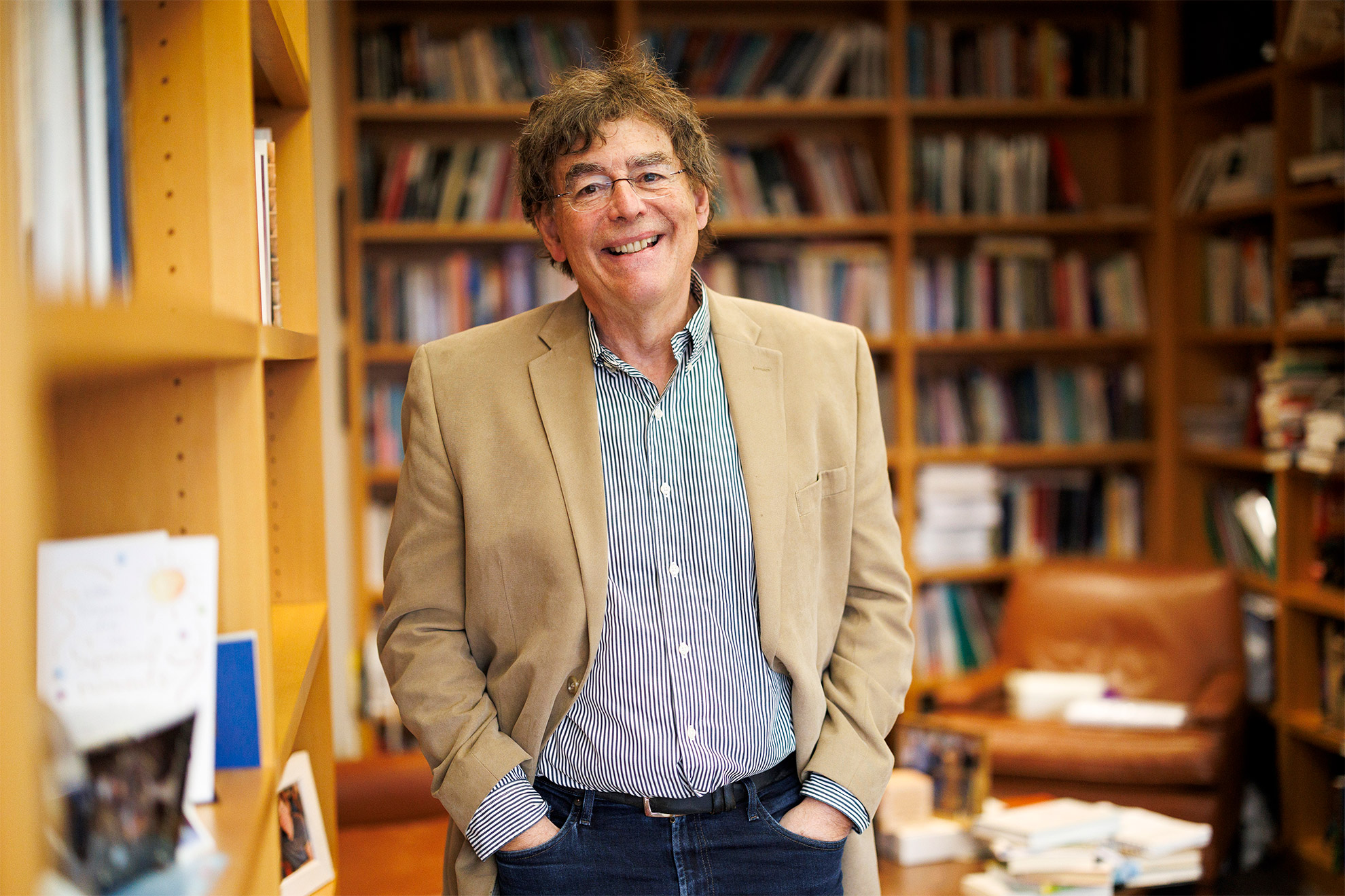 Science needs contrarians, and contrarians need support - Harvard Gazette