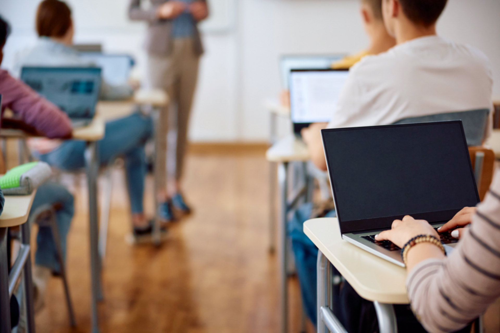 'Deskilling' is bad. This is worse. - Harvard Gazette